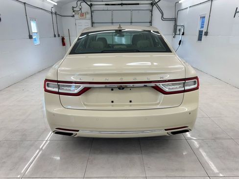 Used 2018 Lincoln Continental Select FWD image 6