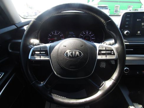 Used 2021 Kia Telluride LX AWD/4WD image 14