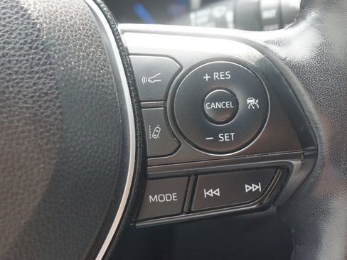 Used 2020 Toyota RAV4 XSE w/ XSE Grade Weather Package AWD/4WD image 11