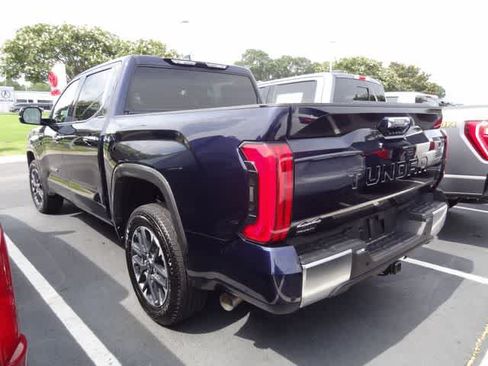 Used 2025 Toyota Tundra Limited AWD/4WD image 4