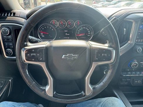 Used 2019 Chevrolet Silverado 1500 LT Trail Boss AWD/4WD image 16