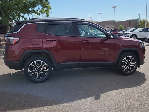 Used 2022 Jeep Compass Limited AWD/4WD image 12