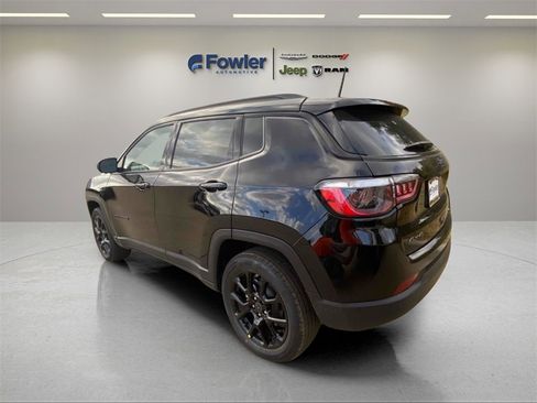 New 2025 Jeep Compass Latitude w/ Convenience Group image 3