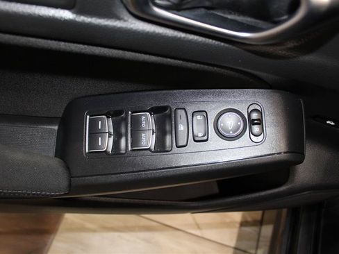 Used 2025 Honda Civic Sport image 23