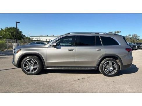 Used 2020 Mercedes-Benz GLS 450 4MATIC image 10