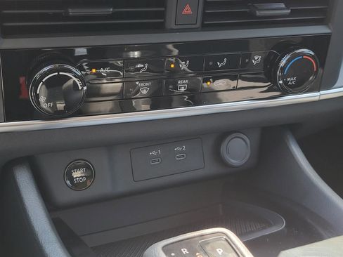 New 2026 Nissan Rogue S image 21