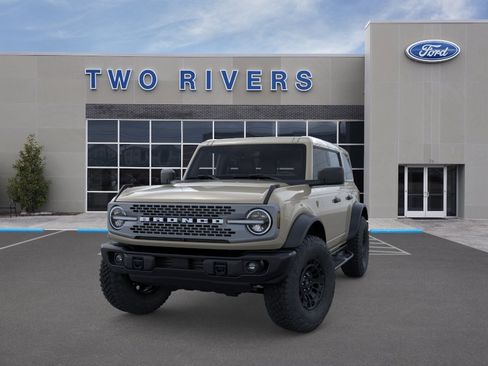 New 2026 Ford Bronco Badlands AWD/4WD image 2