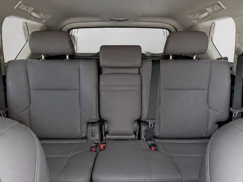 Used 2022 Lexus GX 460 Premium w/ Premium Package AWD/4WD image 23
