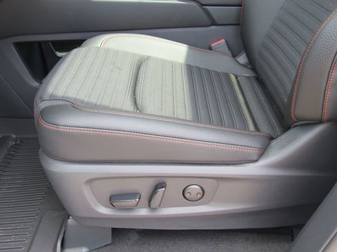 New 2026 Nissan Pathfinder Rock Creek AWD/4WD image 20