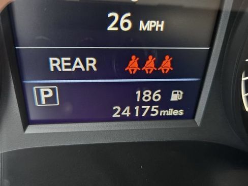 Used 2024 Nissan Altima 2.5 S FWD image 23