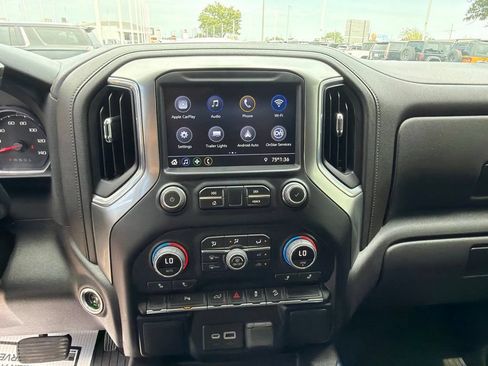 Used 2022 Chevrolet Silverado 1500 LT Trail Boss w/ Safety Package AWD/4WD image 32