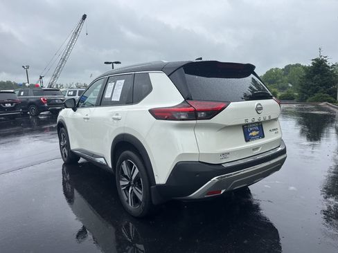 Used 2023 Nissan Rogue Platinum AWD/4WD image 7
