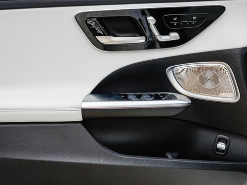 New 2026 Mercedes-Benz C 300 Sedan image 21