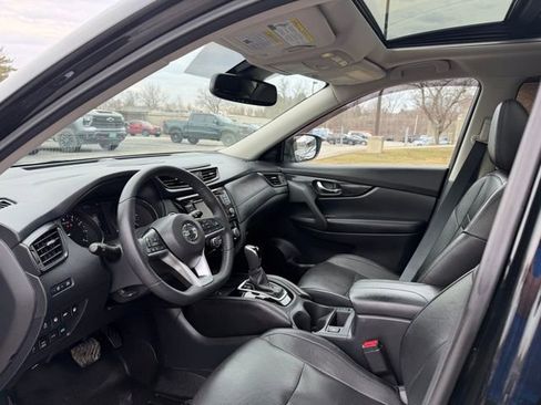 Used 2020 Nissan Rogue SL w/ Premium Package image 21