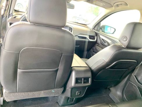 Used 2021 GMC Terrain SLT FWD image 14