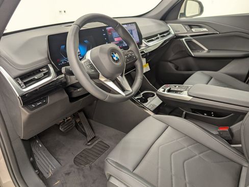 Used 2026 BMW X1 xDrive28i AWD/4WD image 4