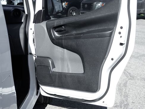 Used 2019 Nissan NV200 S w/ Cruise Control Package image 34