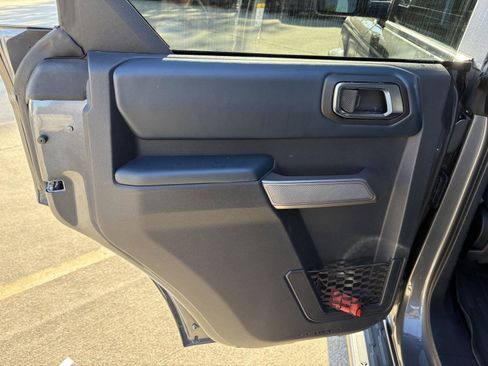 Used 2022 Ford Bronco Outer Banks image 13