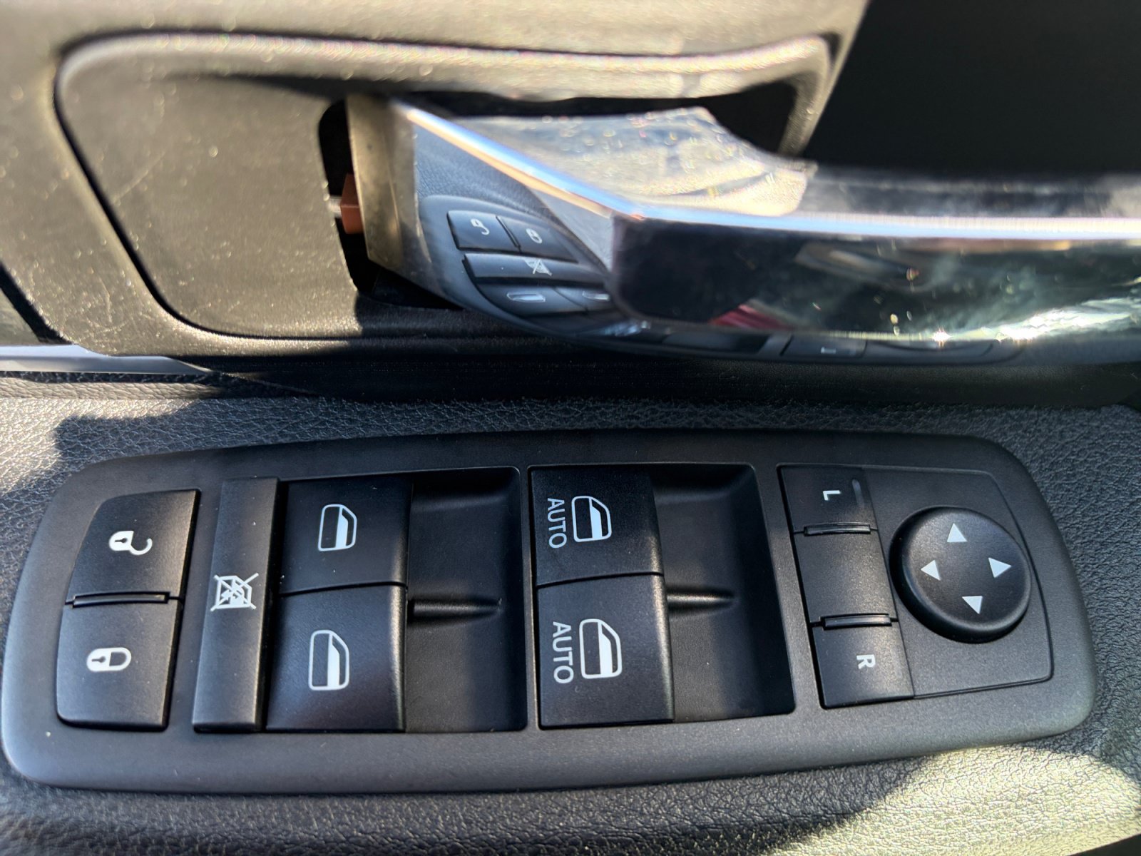 Used 2021 RAM 1500 Warlock w/ Electronics Group AWD/4WD image 16