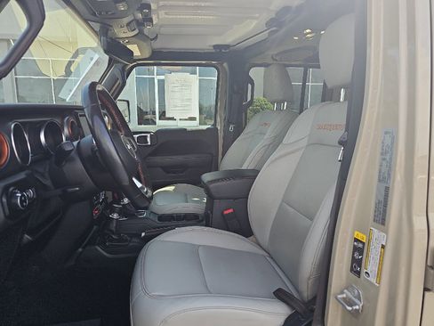 Used 2020 Jeep Gladiator Mojave image 9