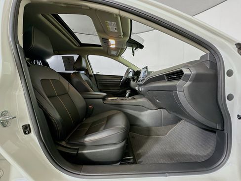 Used 2022 Nissan Altima 2.5 SR w/ Midnight Edition Package FWD image 32