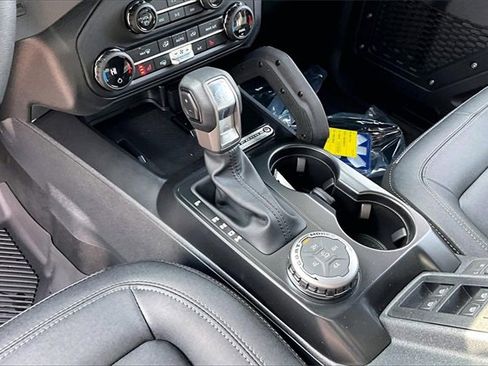 New 2026 Ford Bronco Big Bend w/ Black Diamond Package image 7