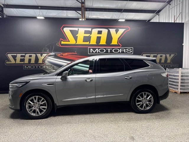 Used 2023 Buick Enclave Premium w/ Experience Buick Package AWD/4WD image 3