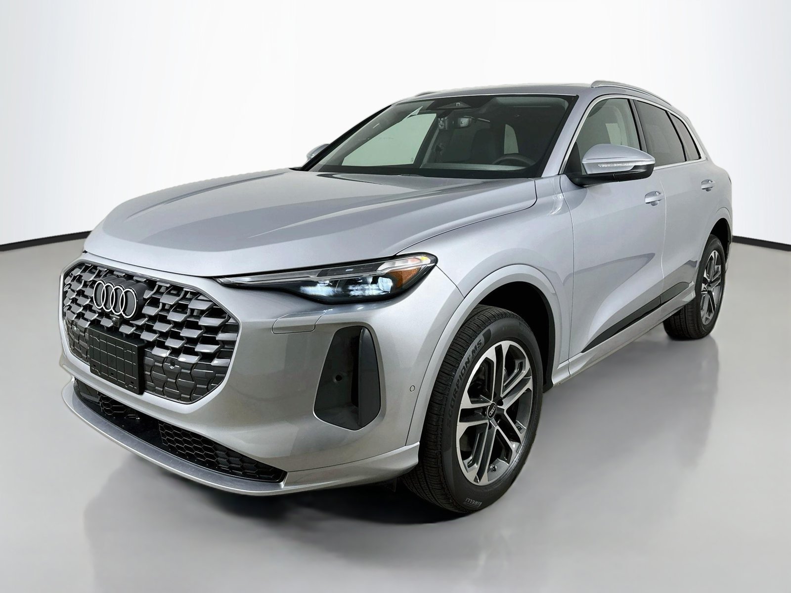 New 2026 Audi Q5 Premium Plus AWD/4WD image 1
