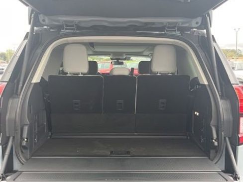 New 2025 Ford Expedition Active image 39