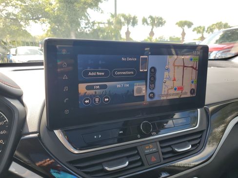 Certified 2024 Nissan Altima 2.0 SR image 8