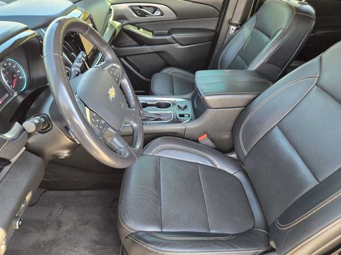 Used 2020 Chevrolet Traverse Premier w/ Redline Edition FWD image 12