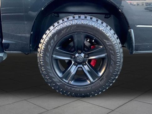Used 2017 RAM 1500 Sport w/ Quick Order Package 26Q Night AWD/4WD image 10