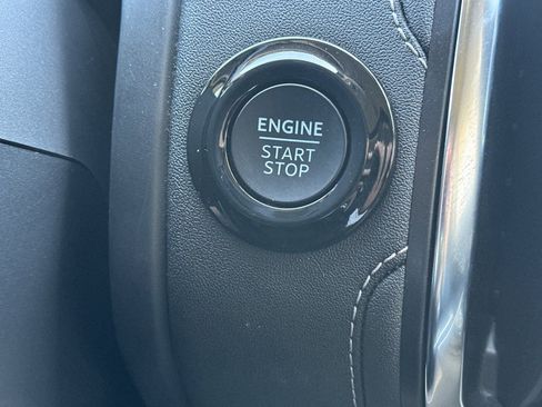 Used 2025 Ford Expedition Max Platinum image 24