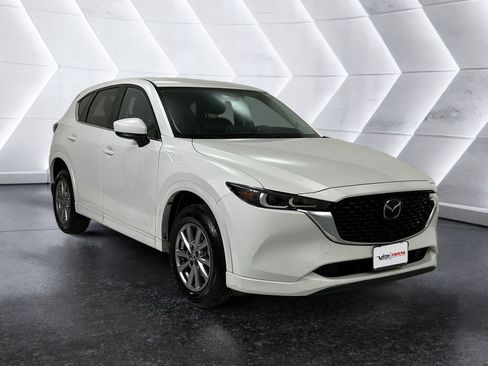 Used 2024 MAZDA CX-5 AWD 2.5 S w/ Select Package image 1