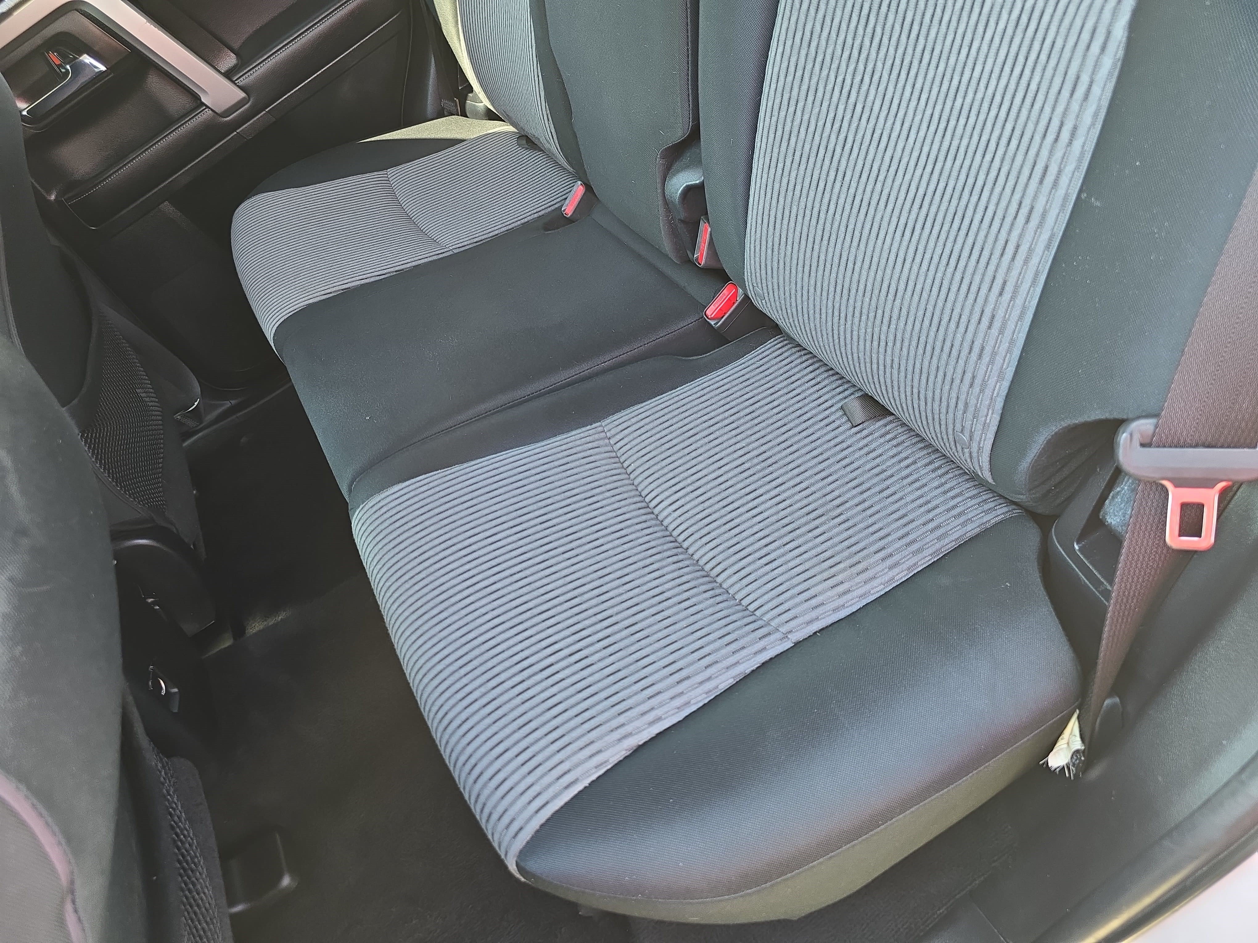 Used 2017 Toyota 4Runner SR5 AWD/4WD image 13
