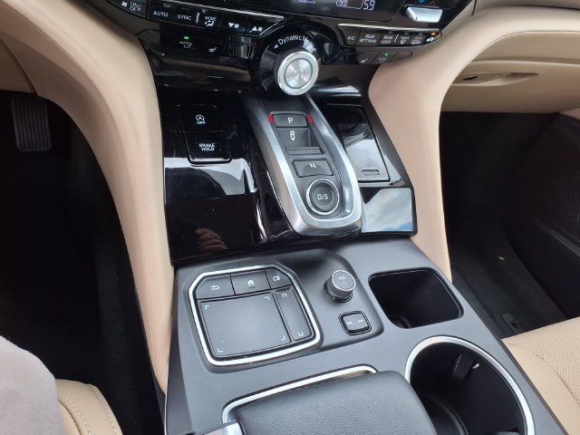 Used 2024 Acura MDX w/ Technology Package FWD image 14