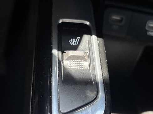 Used 2023 Kia Sorento SX AWD/4WD image 34