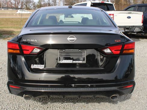 Used 2023 Nissan Altima 2.5 SR image 11