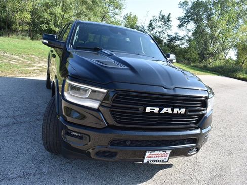 Used 2022 RAM 1500 Laramie w/ Sport Appearance Package image 10