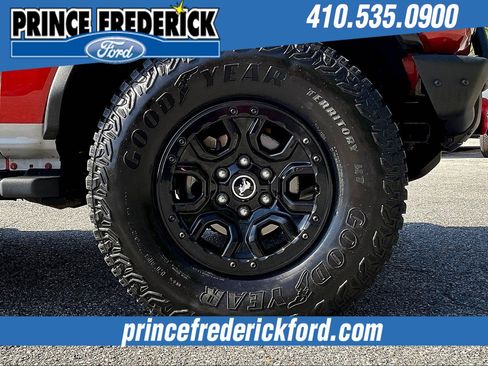 Used 2022 Ford Bronco Wildtrak image 9