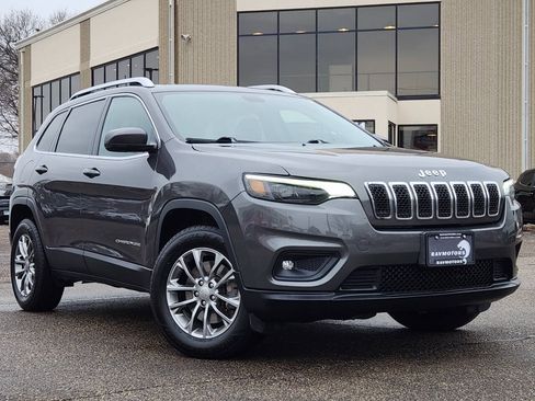 Used 2019 Jeep Cherokee Latitude Plus AWD/4WD image 27