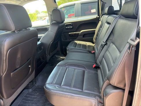 Used 2014 GMC Sierra 1500 Denali w/ Suspension Package, Off-Road AWD/4WD image 7