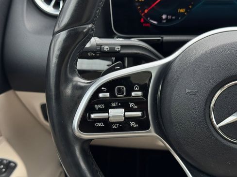 Used 2021 Mercedes-Benz GLA 250 GLA 250 4MATIC SUV image 46