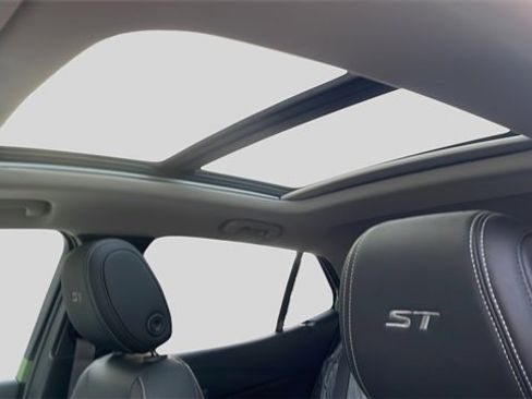 New 2026 Buick Encore GX Sport Touring w/ Studio Series image 16