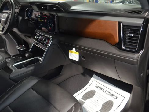 Used 2024 GMC Sierra 1500 Denali w/ Denali Reserve Package image 22