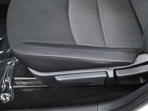 Used 2021 Nissan Sentra SV FWD image 16