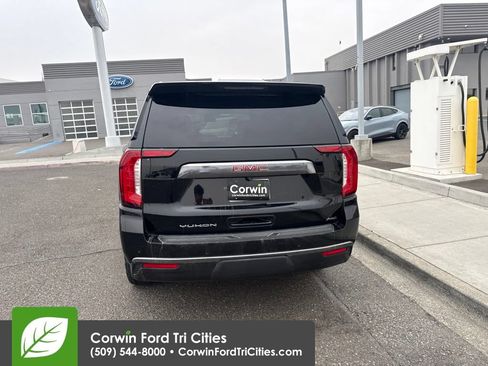 Used 2021 GMC Yukon AT4 w/ Technology Package AWD/4WD image 7