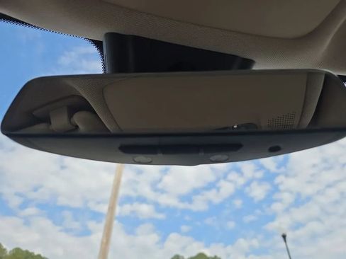 Used 2021 Mercedes-Benz GLB 250 image 35