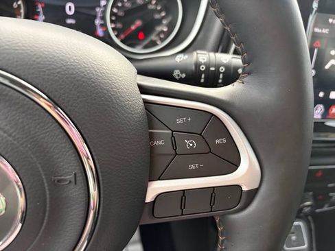 Used 2019 Jeep Compass Limited AWD/4WD image 23