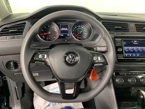 Used 2021 Volkswagen Tiguan S FWD image 22